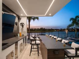 Lakeview Luxe Retreat