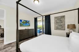 Palm Vista Retreat