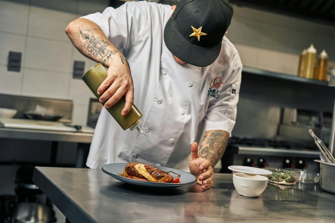 Chef Elian Alves Catering | Florida Premier Rentals